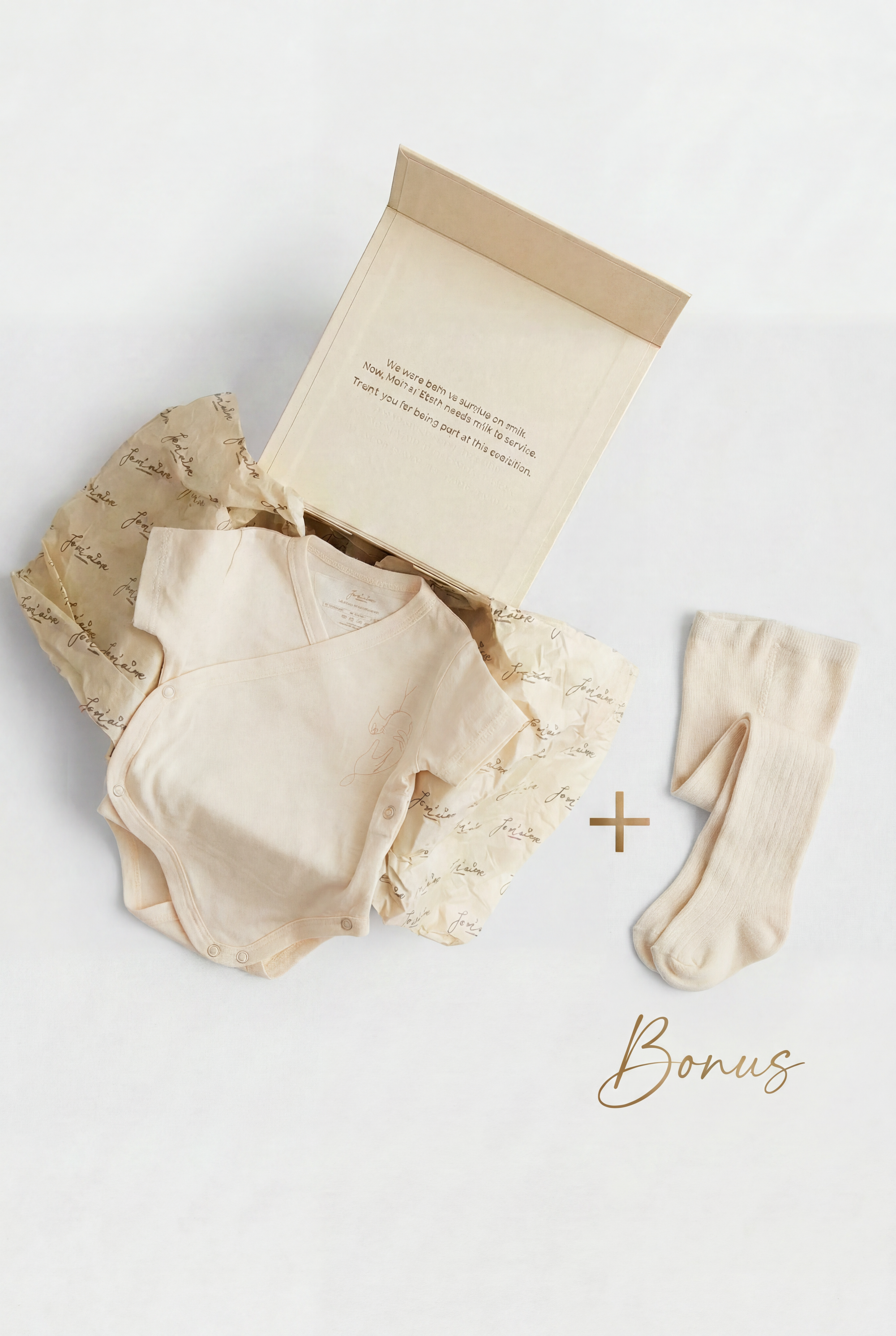 Je m’aime Baby Body Kimono “Mon Coeur d’amour” – Short Sleeve Gift Box + Complimentary Tights