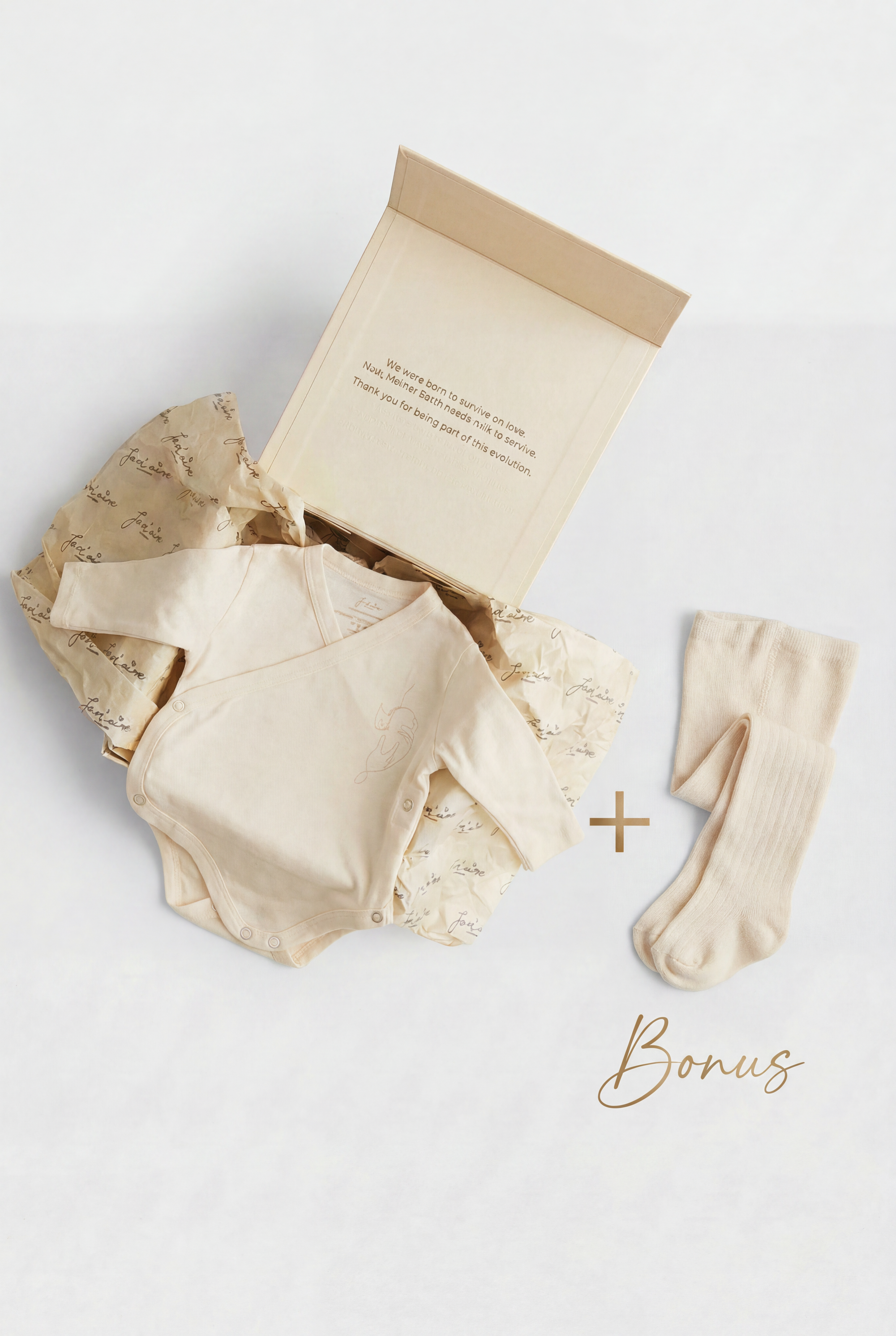 Je m’aime Baby Body Kimono “Mon Coeur d’amour” – Long Sleeve Gift Box + Complimentary Tights