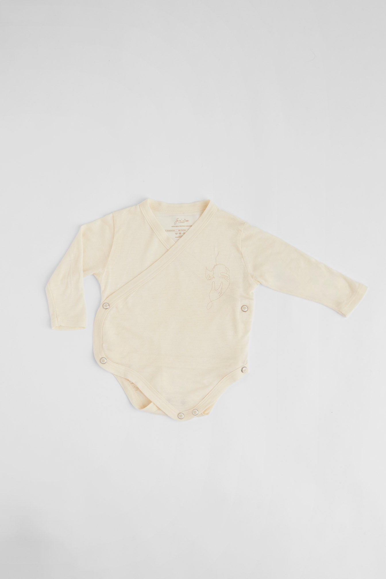 Je m’aime Baby Body Kimono “Mon Coeur d’amour” – Long Sleeve Gift Box + Complimentary Tights