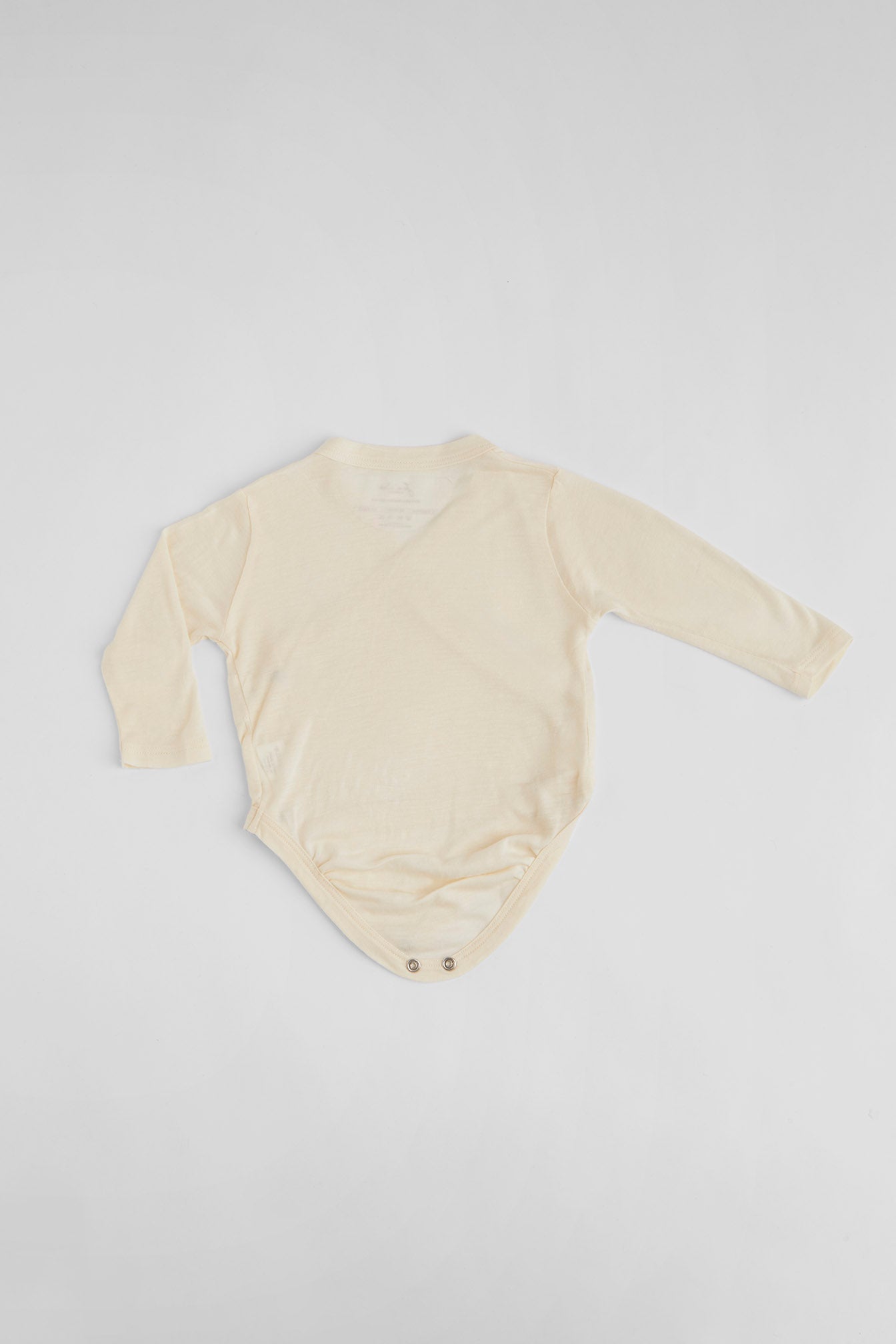 Je m’aime Baby Body Kimono “Mon Coeur d’amour” – Long Sleeve Gift Box + Complimentary Tights